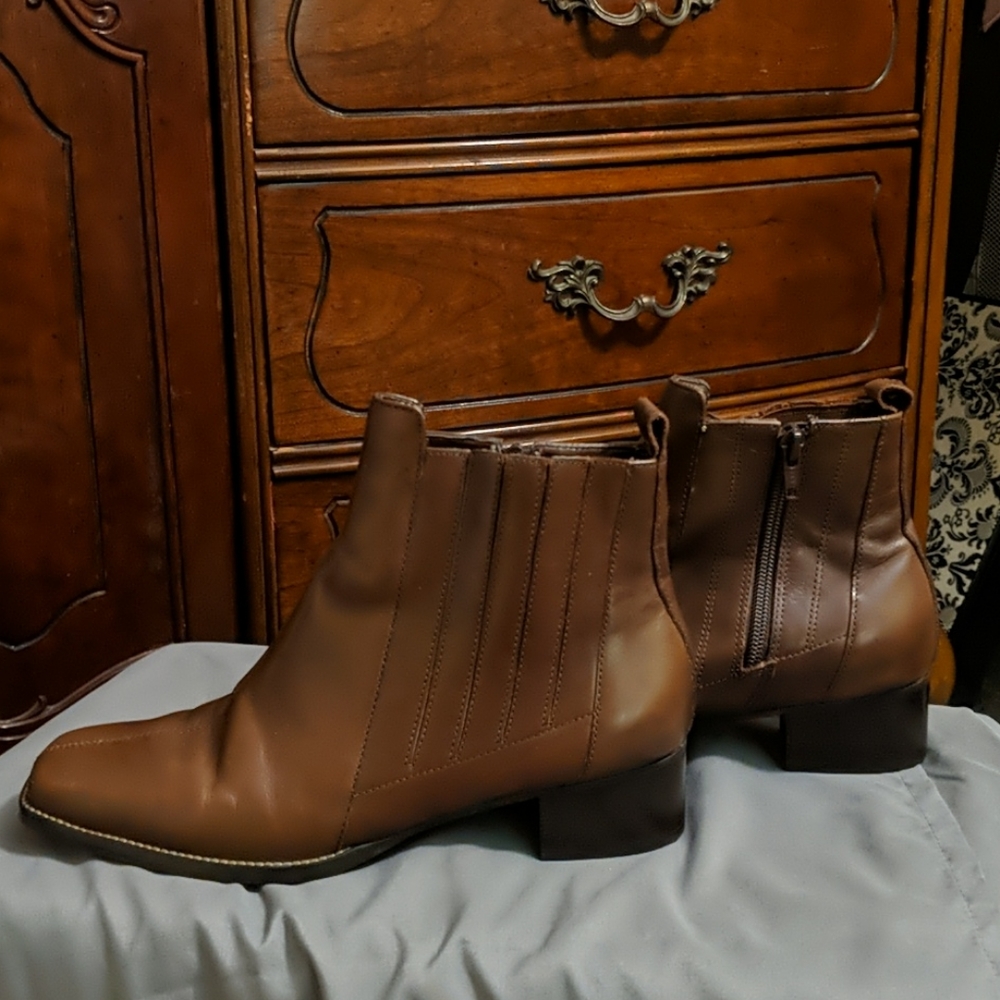 Women's ankle boots